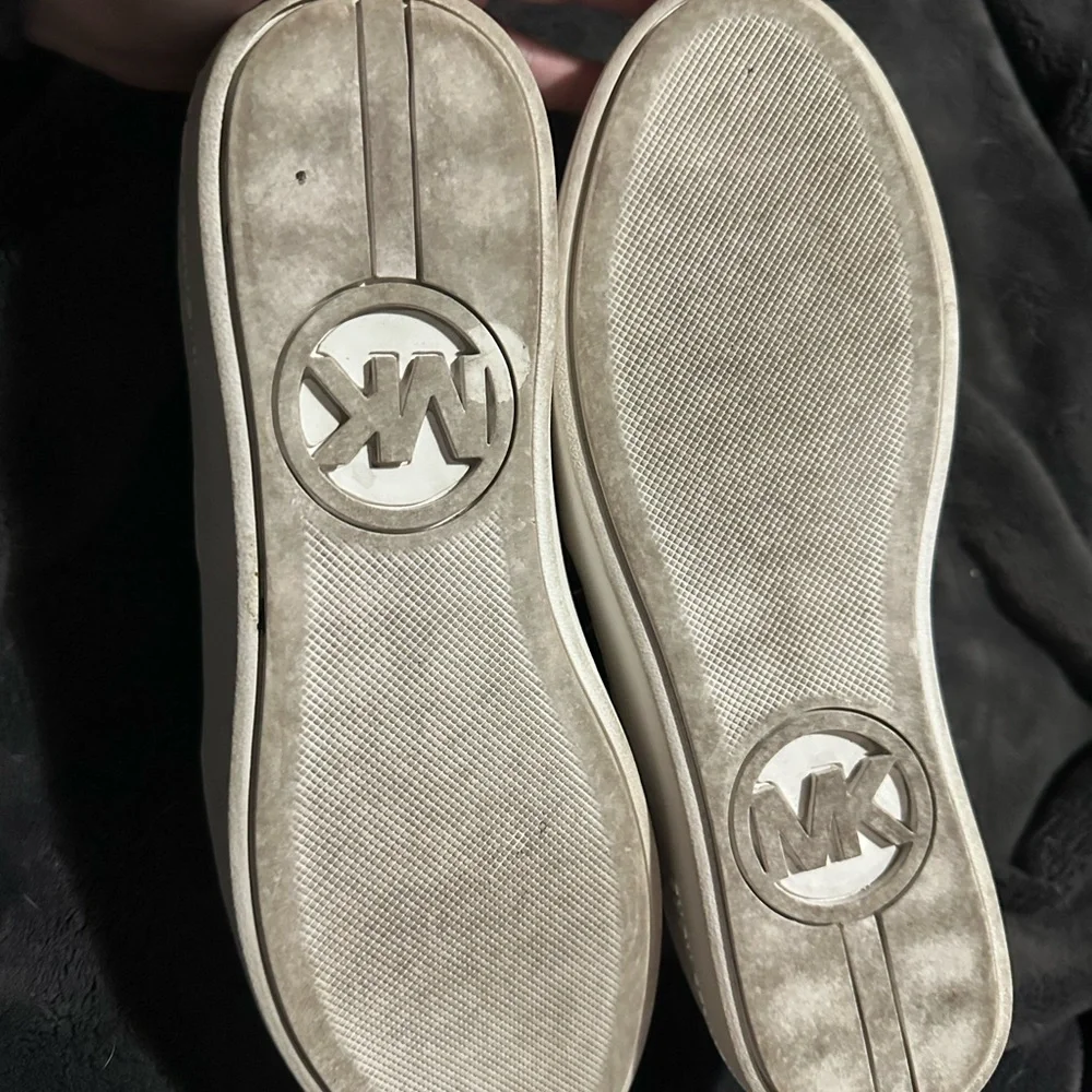 Michael Kors Poppy Leather and Logo Stripe Sneaker - Picture 4 of 5